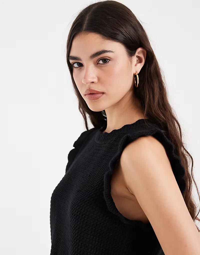 Топ-майка Levi's Lulu с рукавами-крылышками, черный