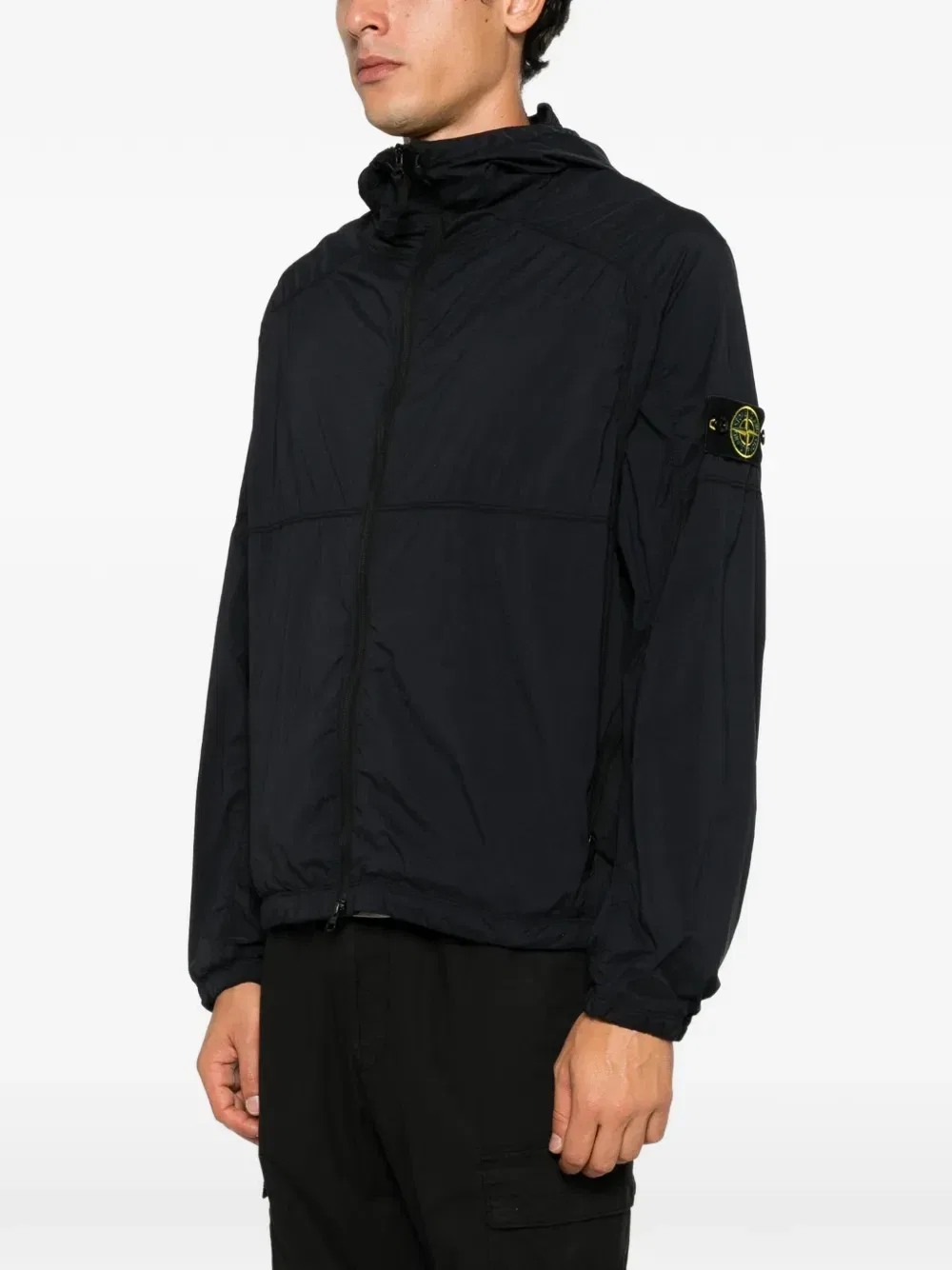 Куртка с капюшоном и логотипом-нашивкой Stone Island, черный — фото 3
