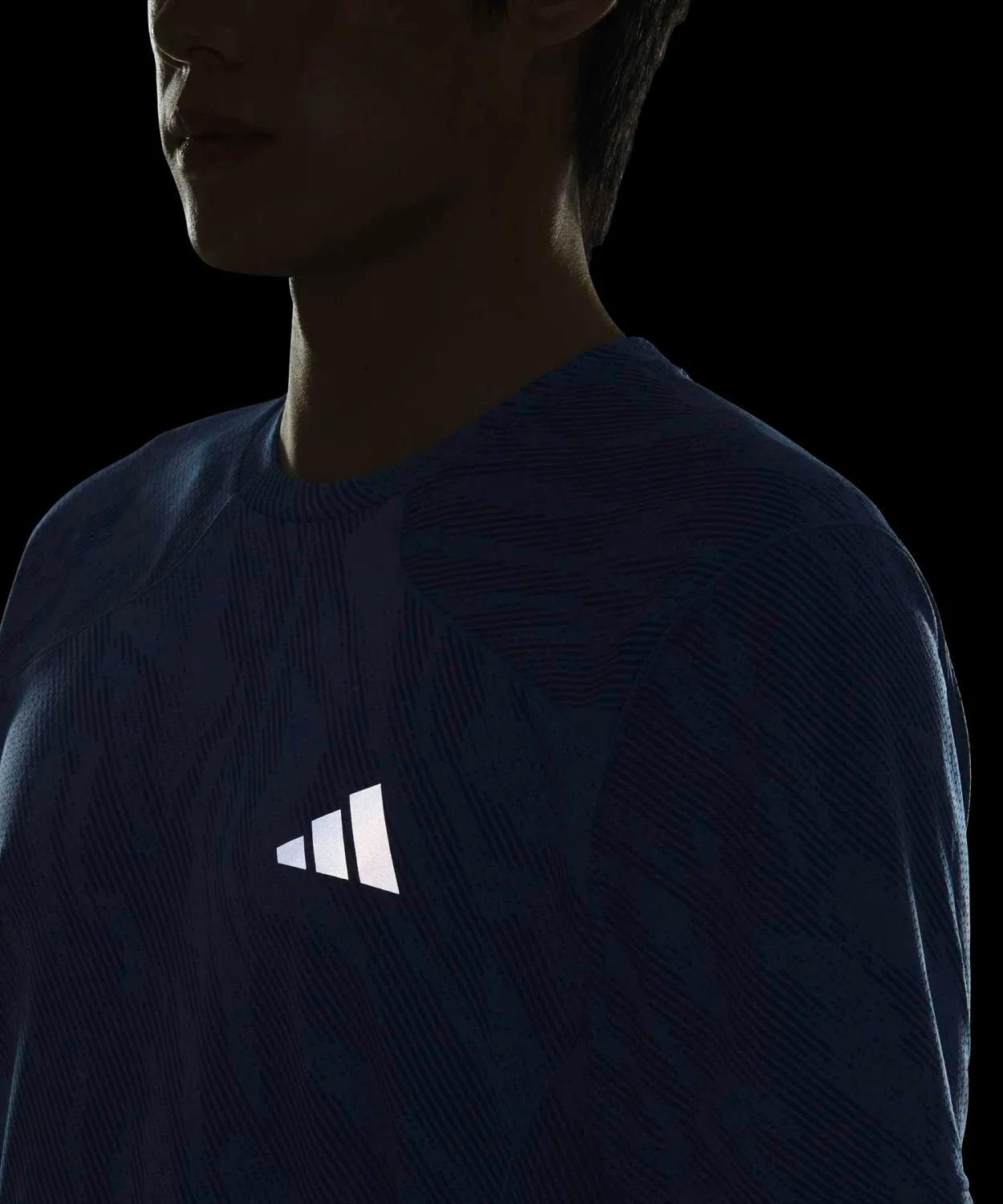 Мужская футболка с камуфляжным принтом, с коротким рукавом, Tech Essentials Cool Touch Regular Fit Camo AOP Adidas, Blue — фото 3