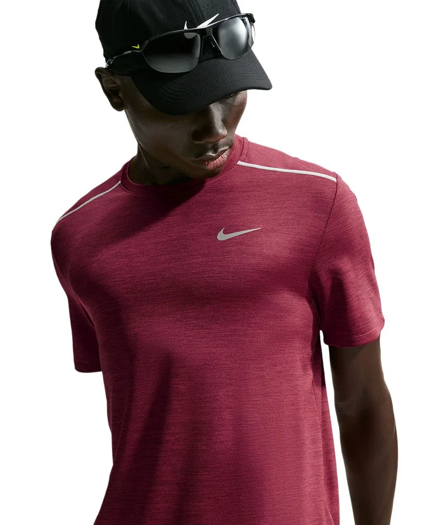 Футболка беговая с длинным рукавом Miler Nike, Tough Red Mystic Date Reflective Silver — фото 4