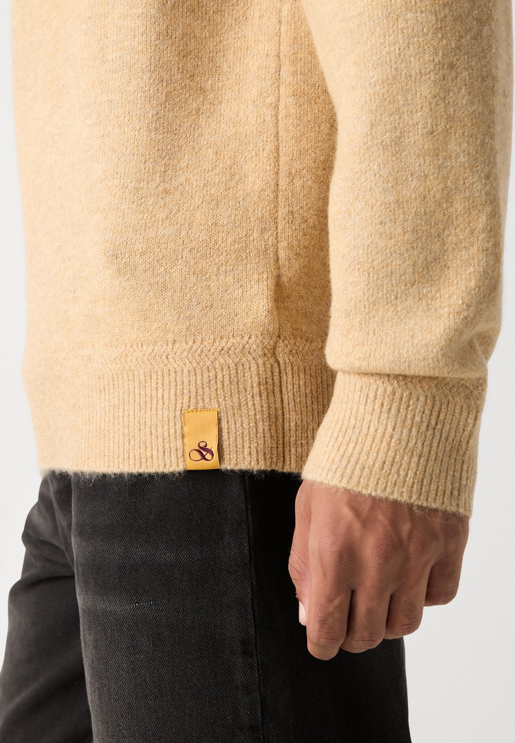 

Джемпер SOFT REGULAR FIT SWEATER Scotch & Soda, песочный