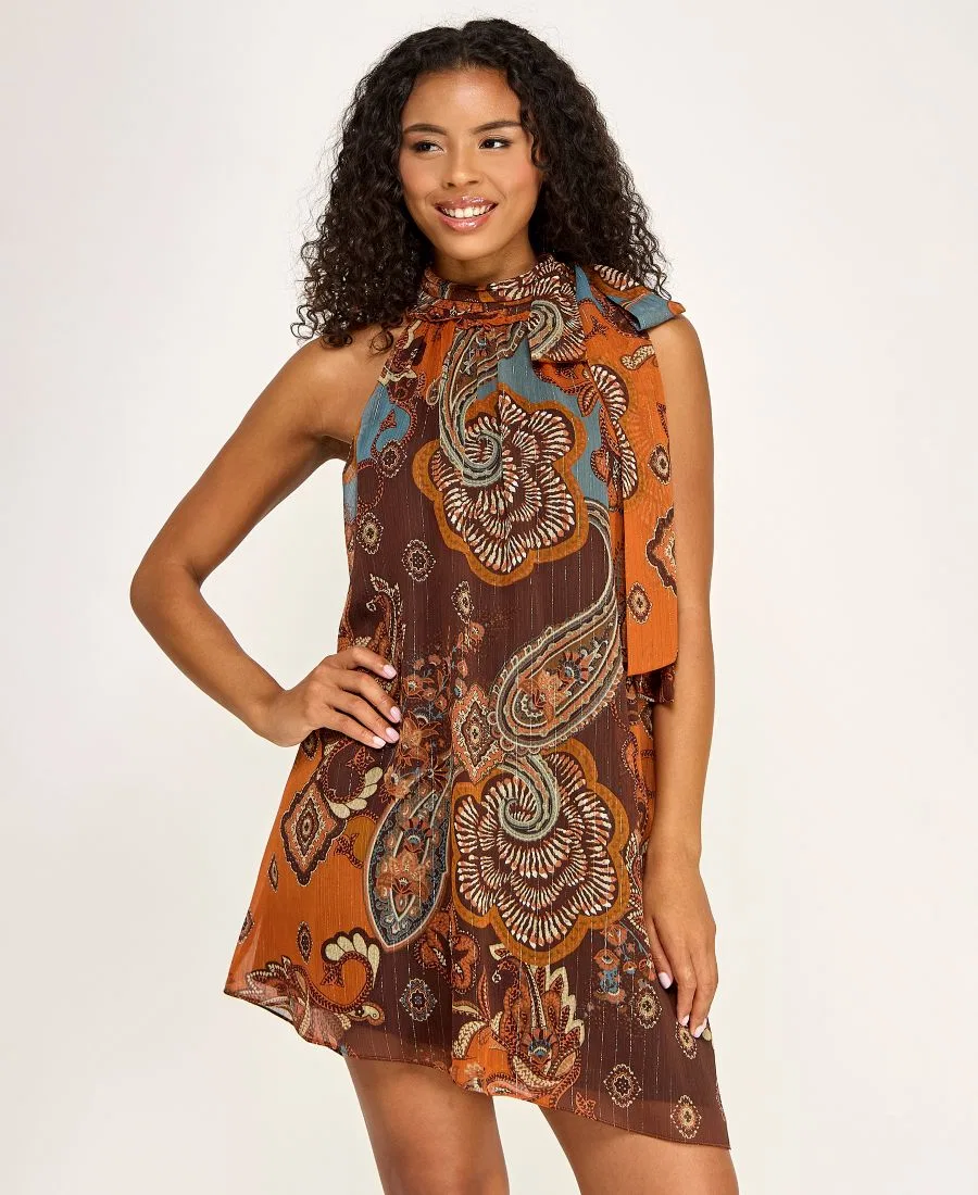 Платье короткое с принтом пейсли, модель Mock Neck Paisley Print Short Dress SENI & CADE, Multi