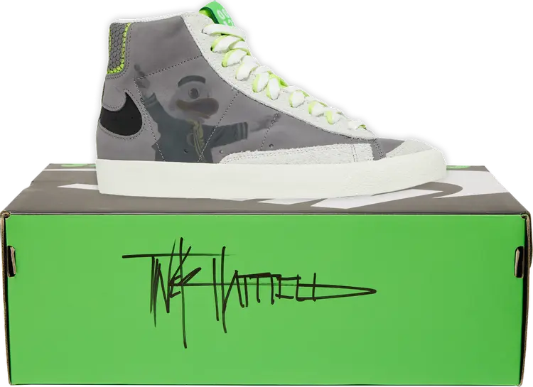 

Кроссовки Nike Blazer Mid ’77 'University of Oregon Football' Tinker Hatfield Signed Box, серый
