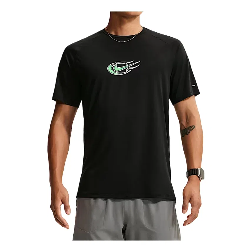 Мужская рубашка Stride Dri-Fit ADV Short Sleeve Shirt 'Black' Nike, черный