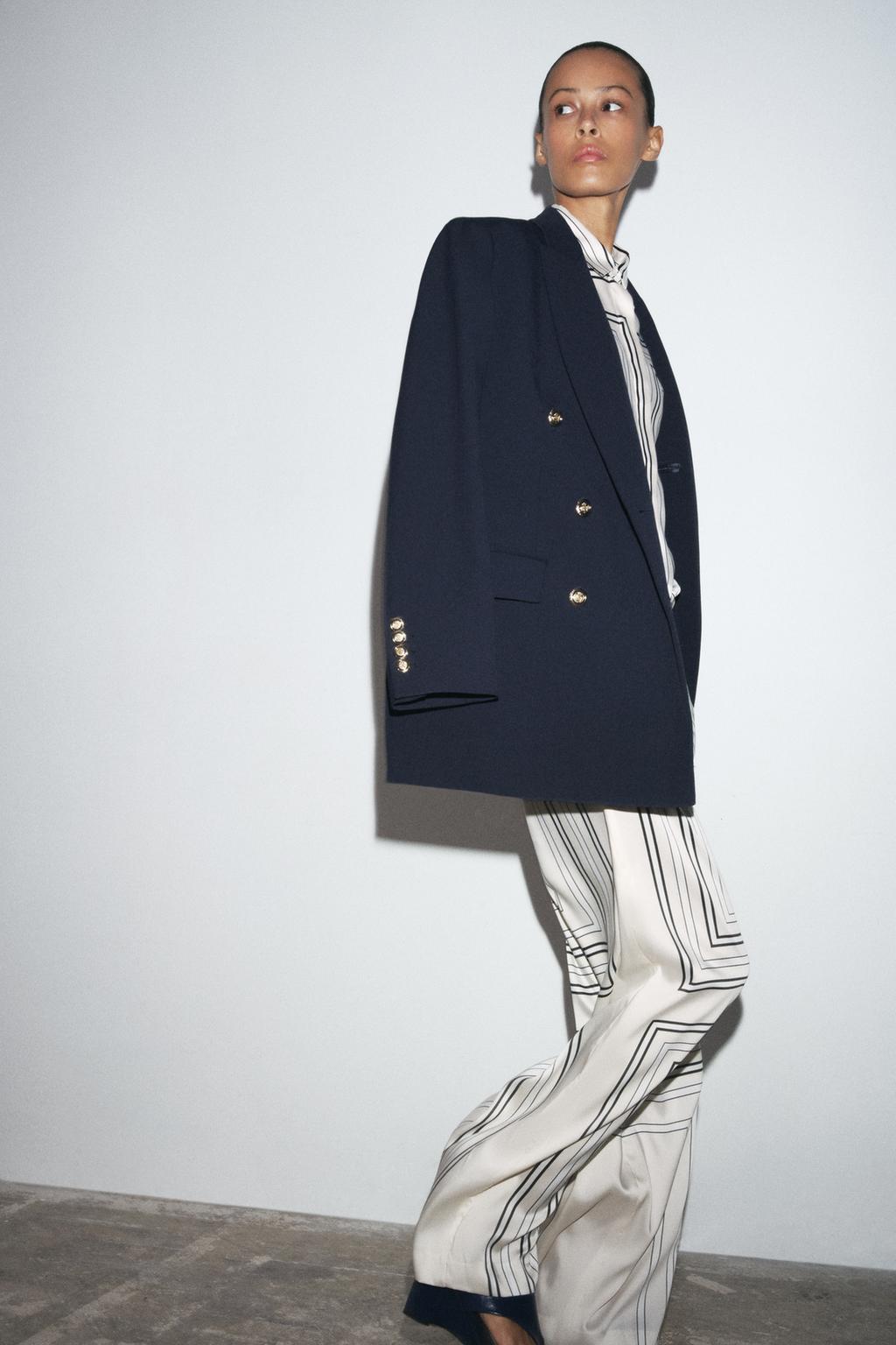 

Блейзер оверсайз ZARA, цвет Dark navy