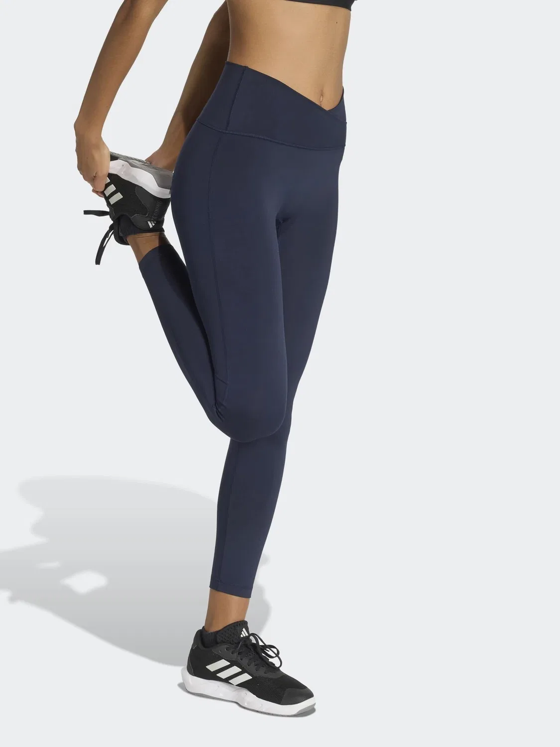 Леггинсы с завышенной талией adidas Black 3-Stripes Studio All Me 7/8 X Over, черный