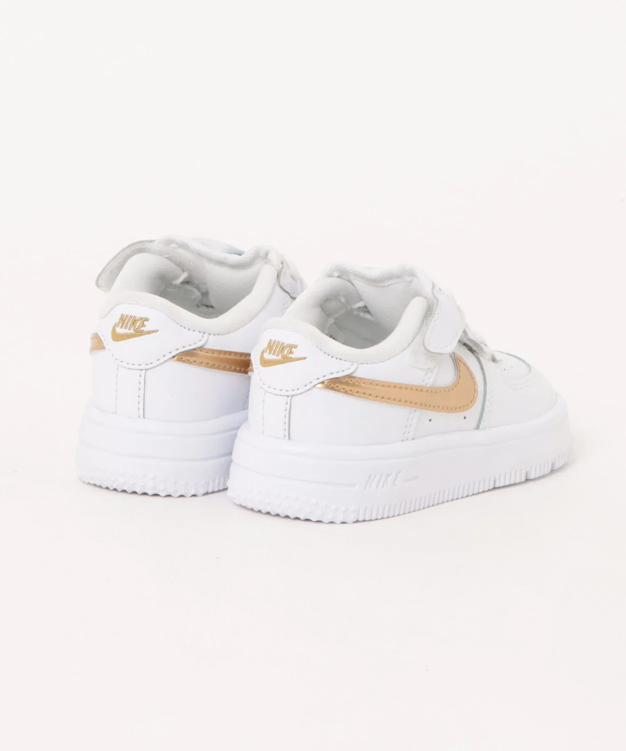 Детские кроссовки с липучкой Nike Force 1 Low EasyOn, White/M G Gold — фото 2