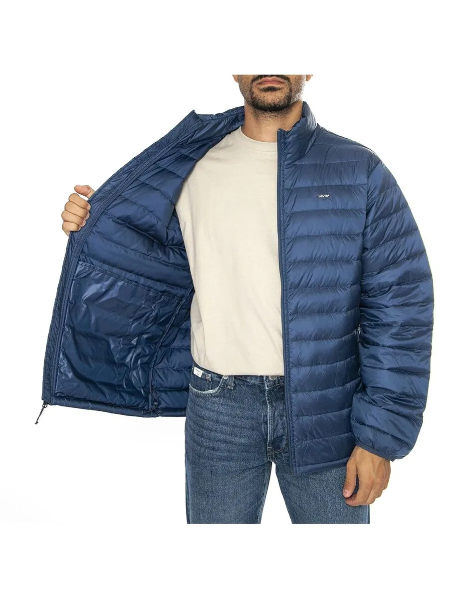 Куртка LEVI'S межсезонья 'Tobal Down Packable Sargasso Sea Blue' синего цвета — фото 3