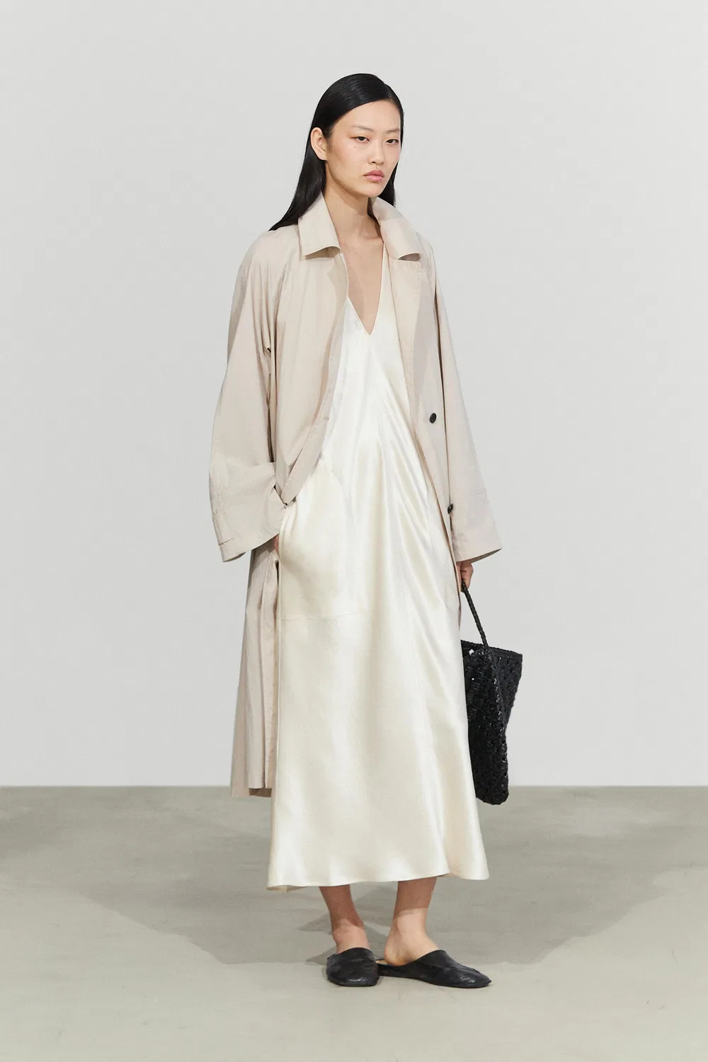 Платье-комбинация Massimo Dutti, атласное, средней длины, кремовый — фото 4
