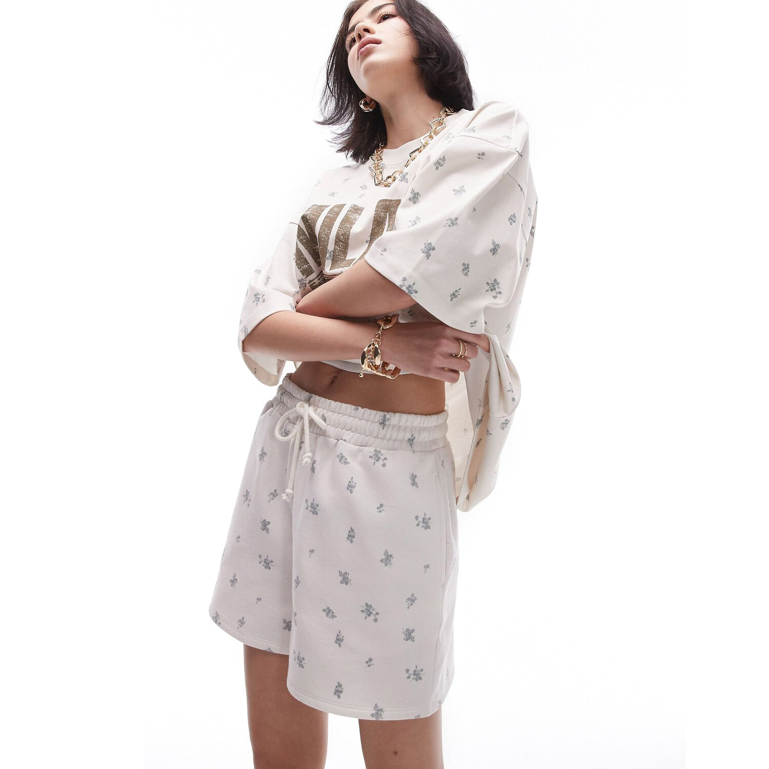 

Шорты-джоггеры Topshop Co Ord Ditsy Floral Print, экрю