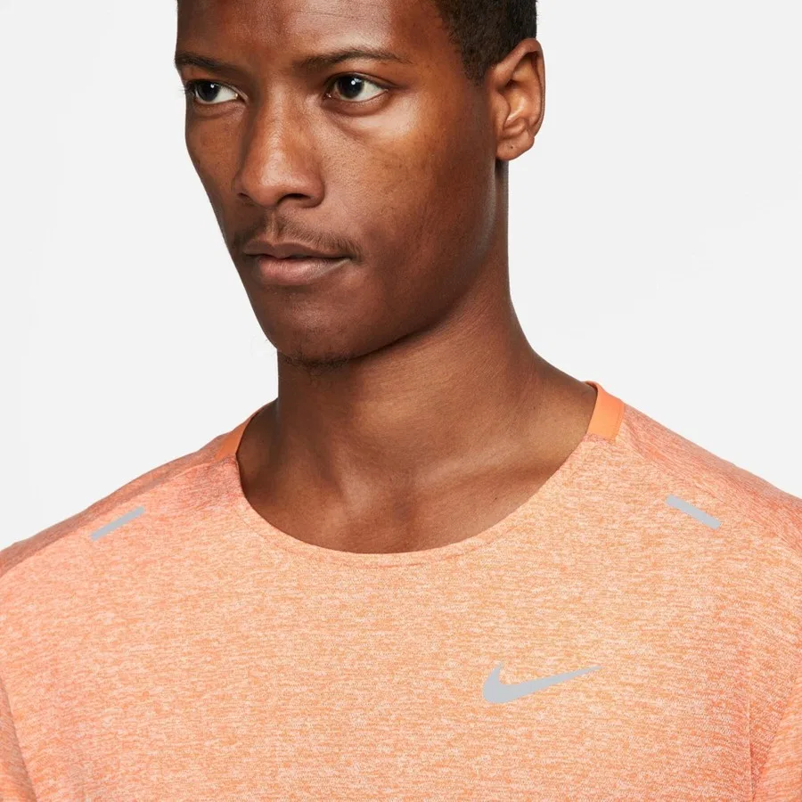 Футболка спортивная с технологией Dri-FIT Nike Dri Fit Rise 365 Ss, Оранжевый — фото 4