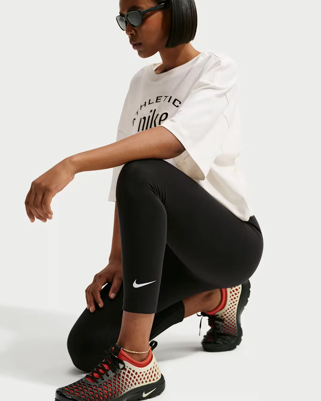 Женские леггинсы с высокой талией, длина 7/8 Nike Sportswear Classic, Black/White — фото 4