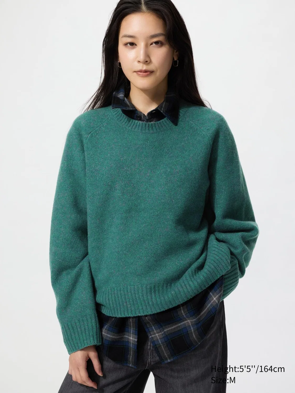 Свитер Uniqlo, круглый вырез, из легкой пряжи типа суфле, зеленый