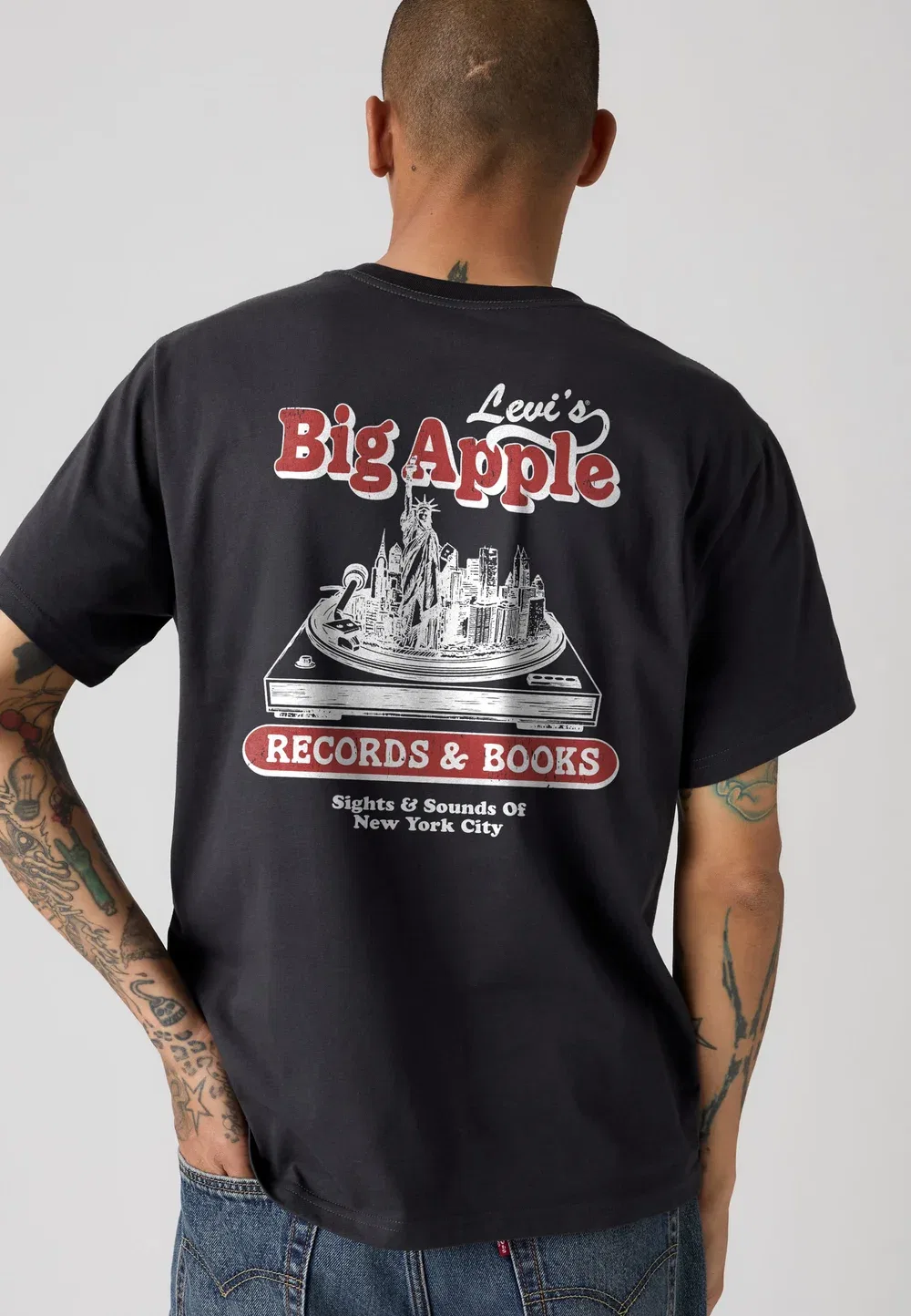 Футболка свободного кроя с принтом Levi'S, Big Apple Records 1.1 Jet Black Body — фото 3