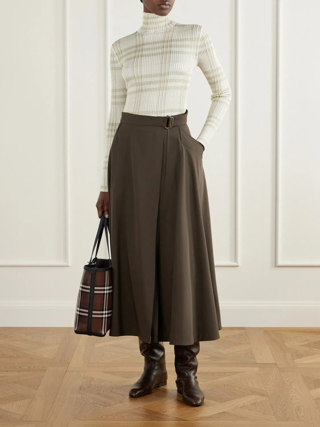 Вязаный свитер с воротником-стойкой и узором "клетка" Genevia Burberry, бежевый — фото 2