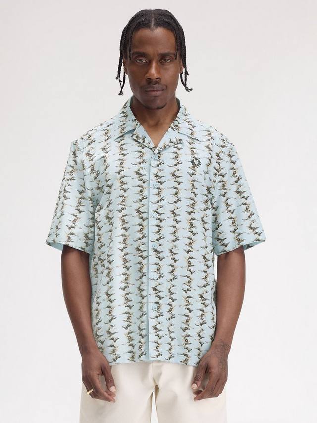 

Хлопковая рубашка с абстрактным принтом и классическим воротником Fred Perry, Light Smoke