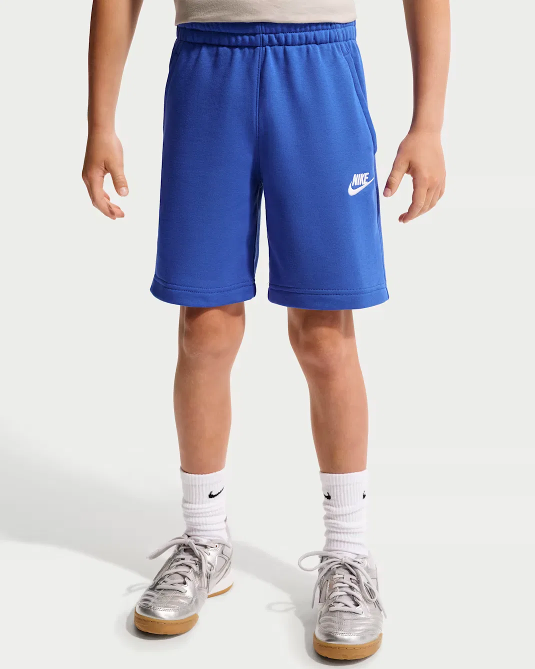 Детские шорты из французской махровой ткани Nike Sportswear Club Fleece, Game Royal/White — фото 2
