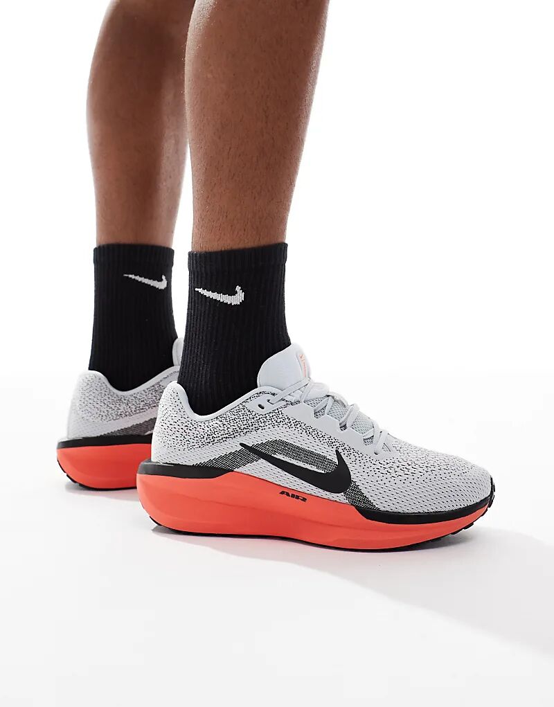 

Кроссовки Nike Running Air Winflo 11 серого и красного цветов