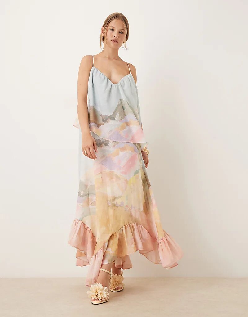 

Платье макси ASOS DESIGN с двухслойным вырезом в форме сердца, баской и цветочным принтом