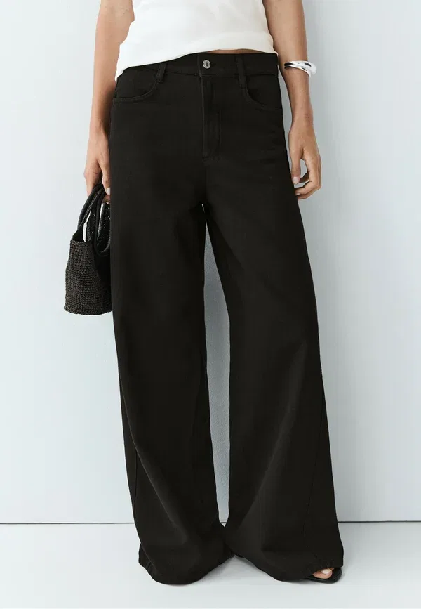 Джинсы свободного кроя Flowy wide-leg jeans Massimo Dutti Black, черный — фото 4