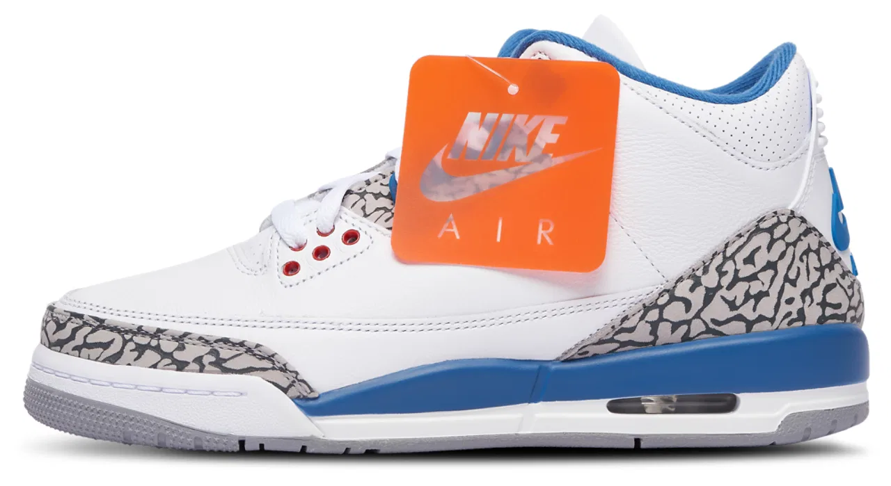 Детские баскетбольные кроссовки для мальчиков с кожаным верхом Jordan Retro 3 Jordan, White Varsity Red True Blue — фото 3