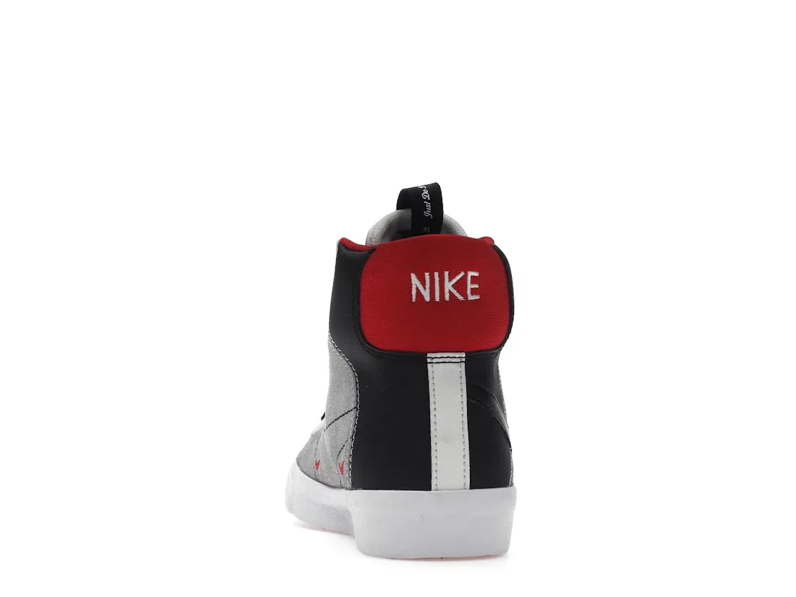 Детские кроссовки с высоким силуэтом Nike Blazer Mid 77 SE Dance, Summit White/University Red-Light Soot-Black — фото 4