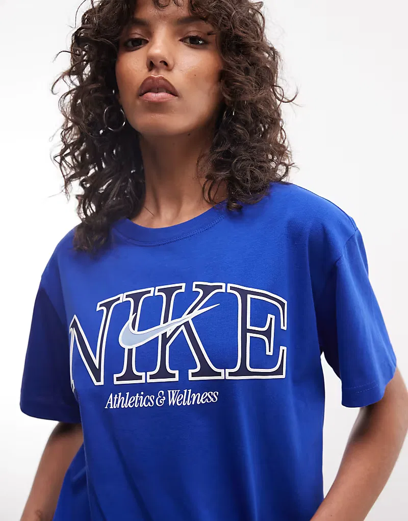 Классическая футболка Nike в стиле бойфренд с графическим принтом, синий — фото 2