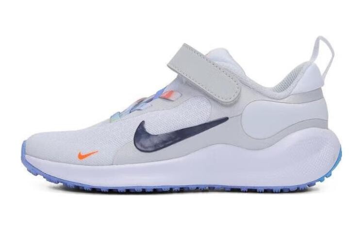 

Revolution 7 Next Nature SE PS «Белый полуночный флот» Nike