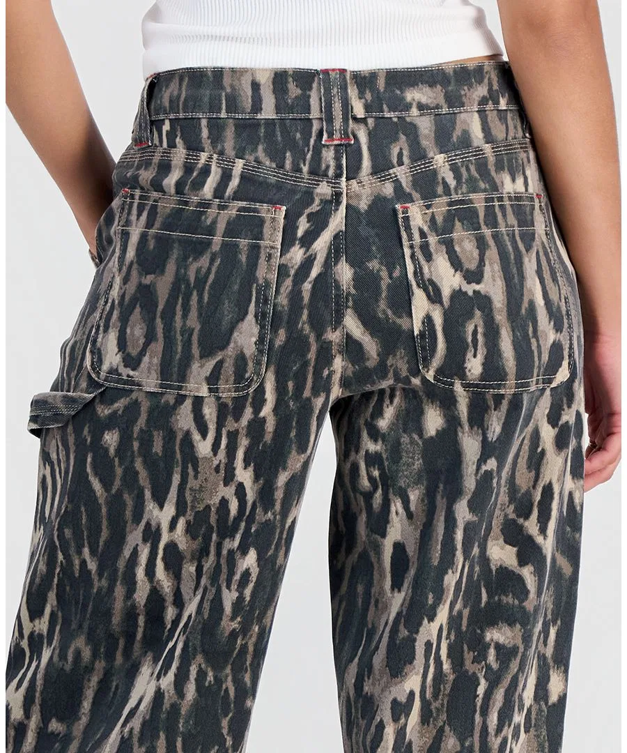 Джинсы-карго с широкими штанинами Juniors' High-Rise Ultra 90s Wide-Leg Carpenter Jeans Madden Girl, Leopard — фото 3