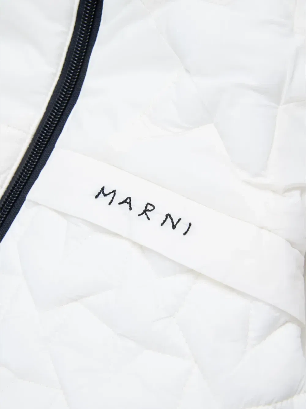 Стеганый жилет со съемным капюшоном Marni Kids, белый — фото 4
