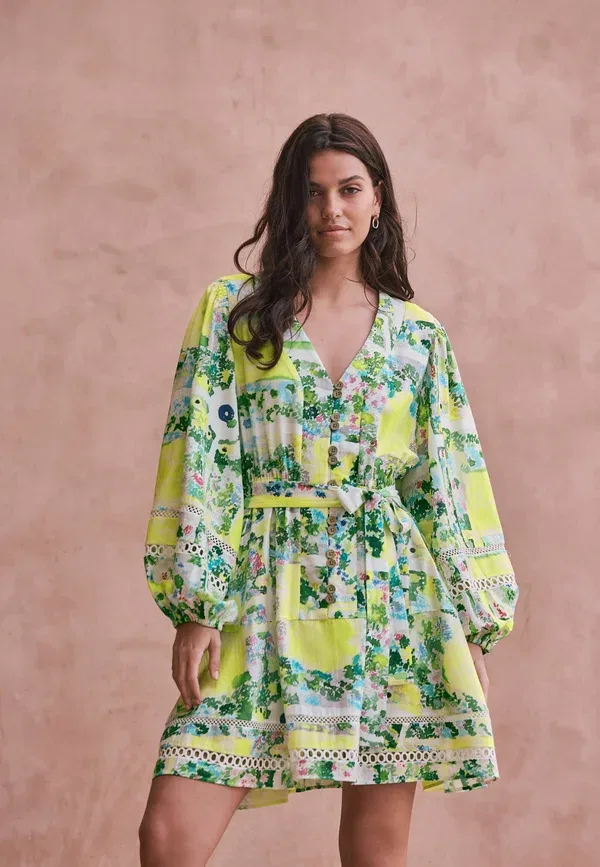 Платье-рубашка с принтом Tall fit long sleeve mini occasion dress Next, green pink floral, зеленый/розовый — фото 2