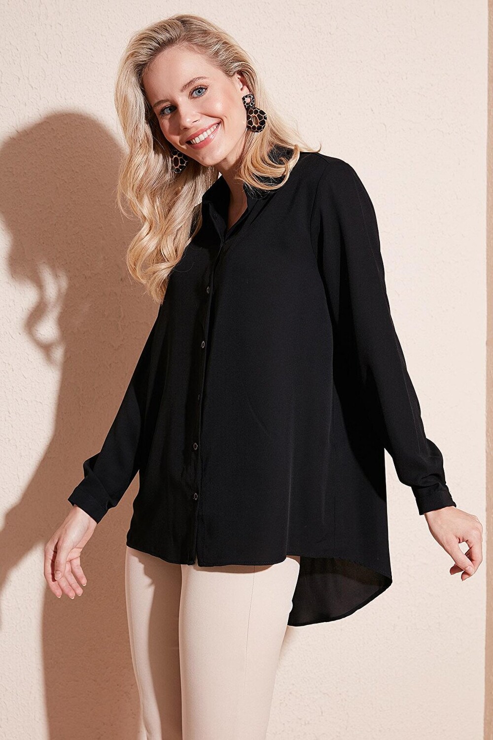 

Рубашка Comfort Cut с длинной спиной 6118728 Lela, черный