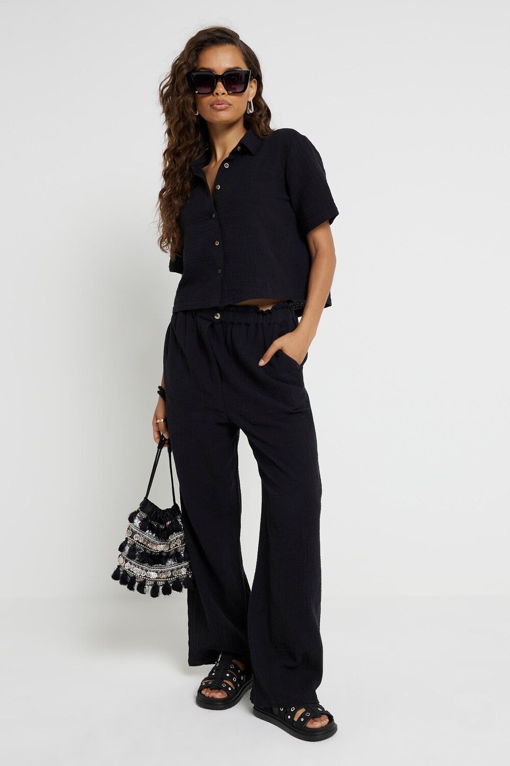 

Двусторонние льняные брюки Petite на ощупь River Island, черный