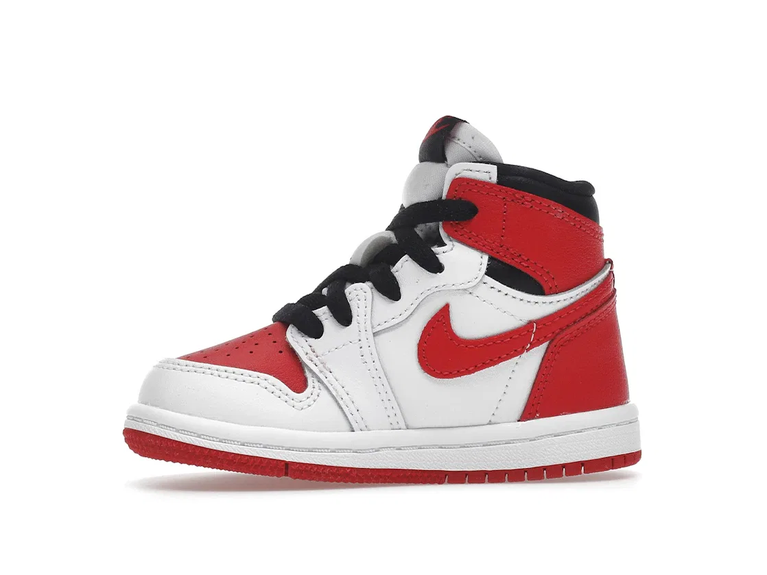 Детские кроссовки кожаные Air Jordan 1 Retro High OG Heritage Jordan, White/University Red/Black — фото 3