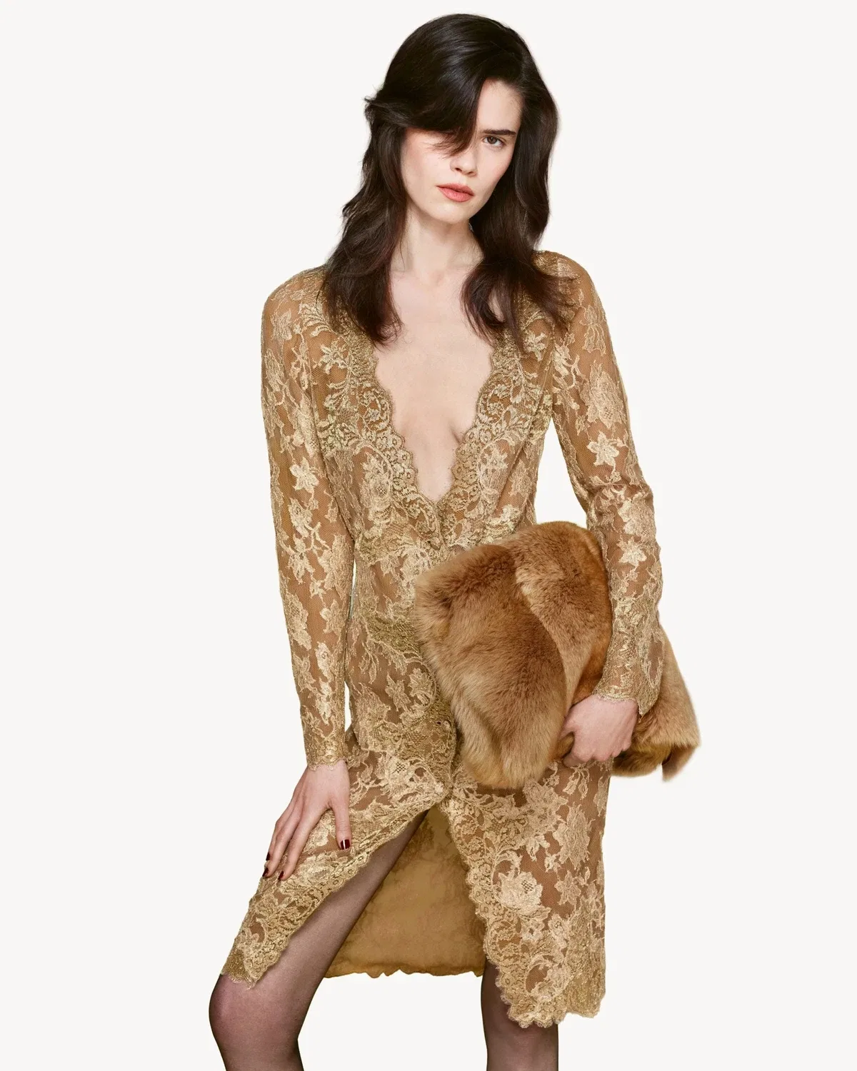 Кружевное платье миди CASSANDRE на пуговицах Saint Laurent, золотой — фото 2
