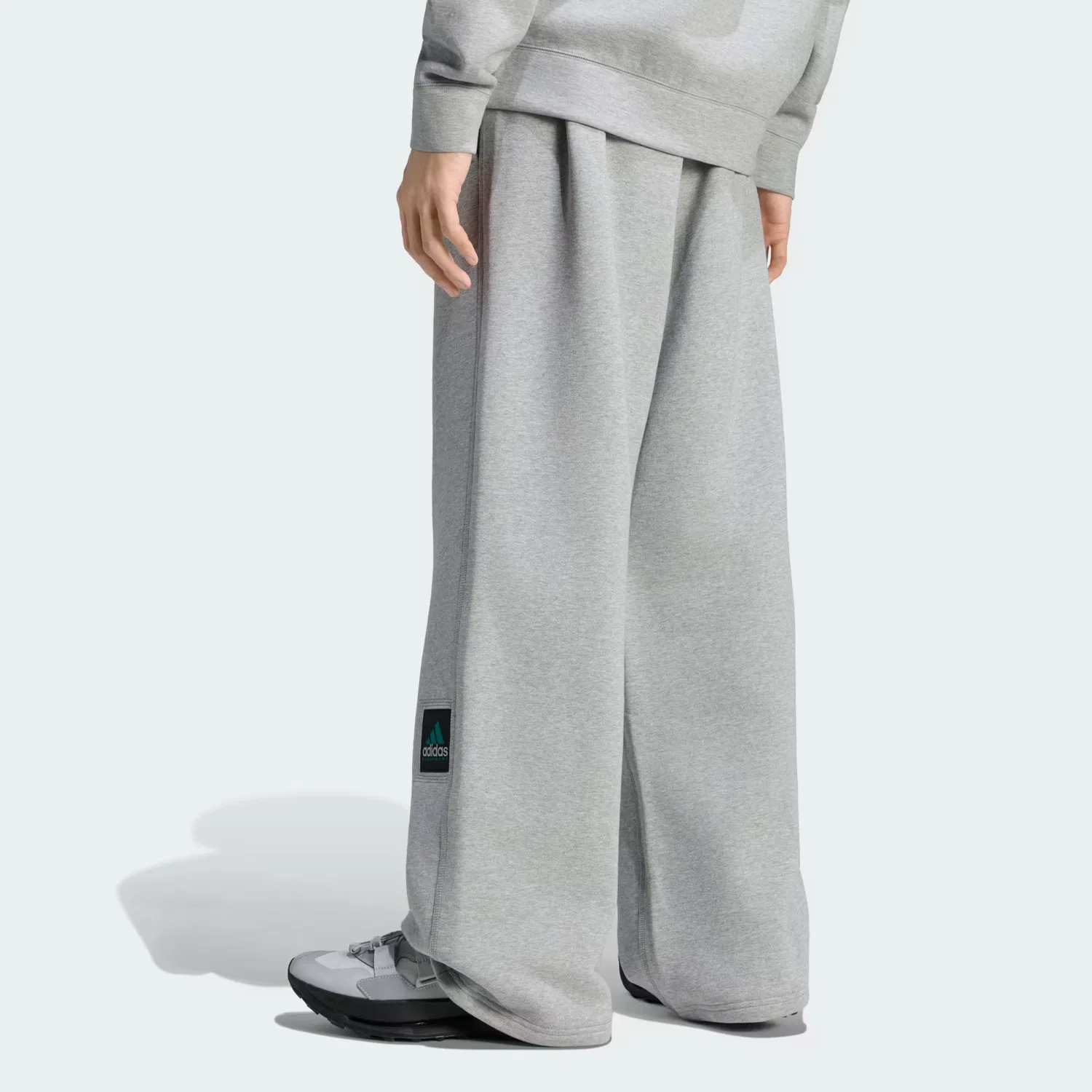 Мужские спортивные штаны свободного кроя Equipment Open Hem Adidas Originals, серый меланж — фото 2