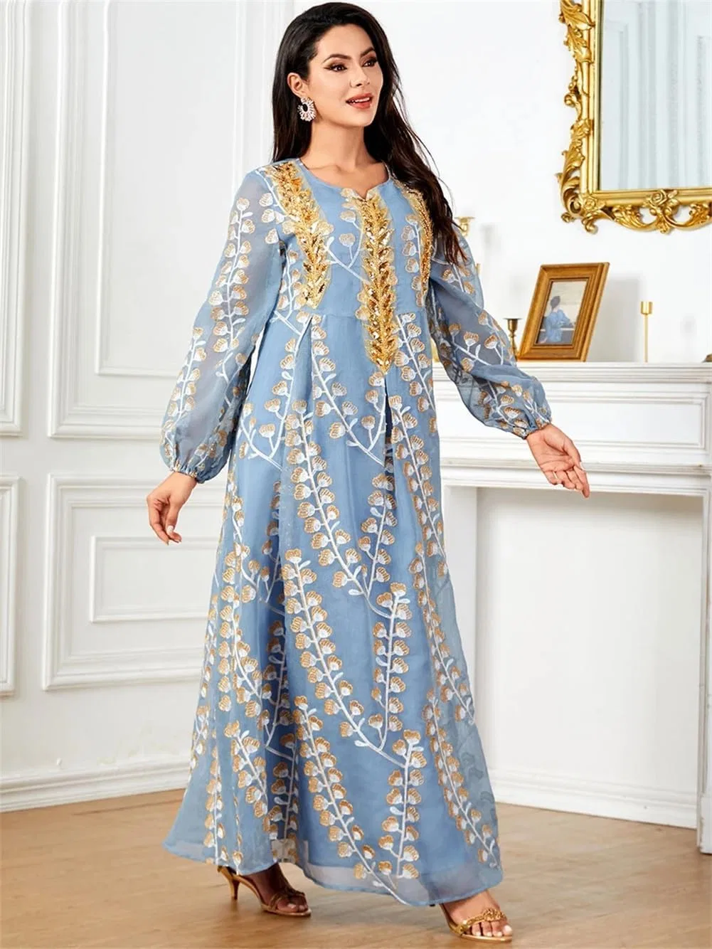 Женское платье-абая с пайетками и вышивкой, Light Blue Dress — фото 3