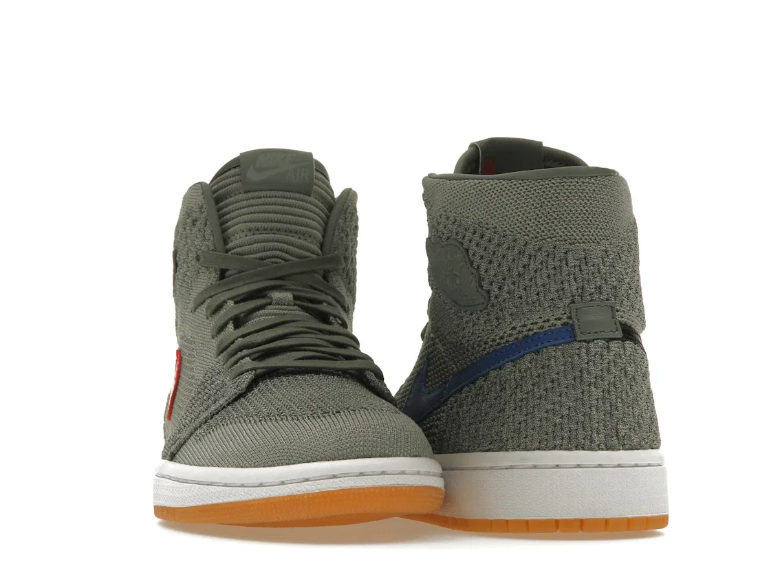 Детские кроссовки с высоким верхом Jordan 1 Retro High Flyknit Jordan, Clay Green/White-Hyper Cobalt-Gum Yellow — фото 2