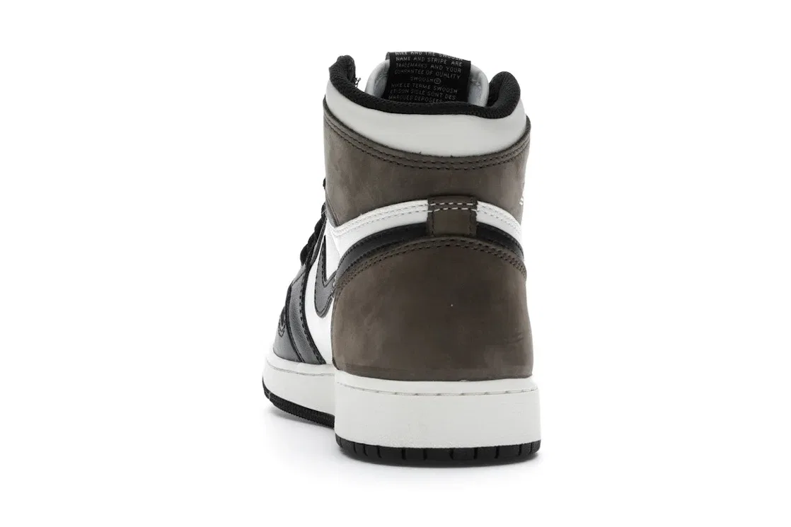 Детские кроссовки для мальчиков с высоким верхом Jordan 1 Retro High Dark Mocha Jordan, Sail/Dark Mocha-Black-Black — фото 4