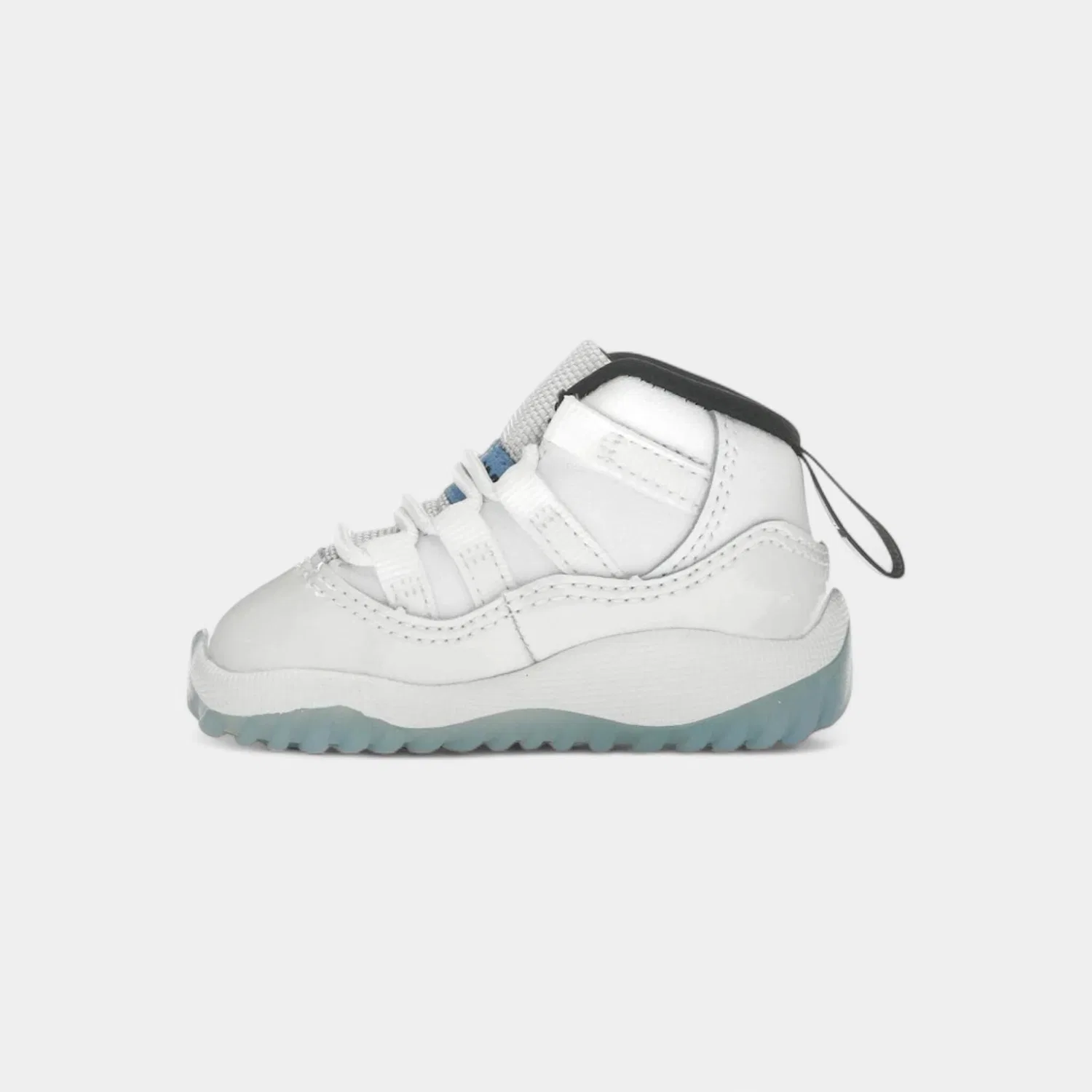 Детские кроссовки Jordan 11 Retro Legend Blue (2024) (TD), Weiss — фото 4