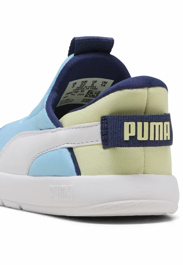 Кроссовки беговые Courtflex v3 sliptech, Puma, Vibrant Blue, White, Apple Spritz, белый — фото 4