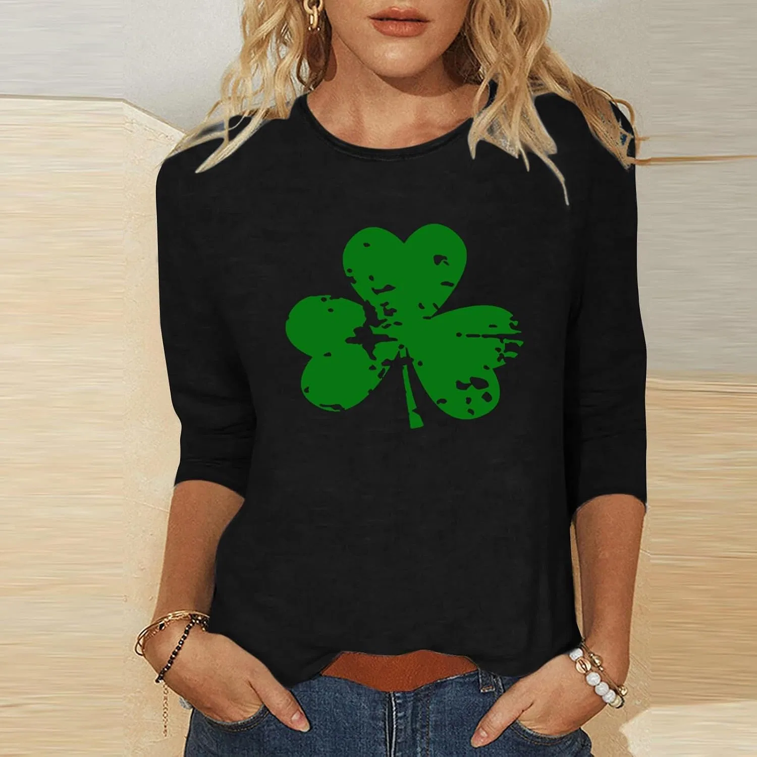Женская футболка с трилистником Saint Patrick's Tunic Tops, Black — фото 2