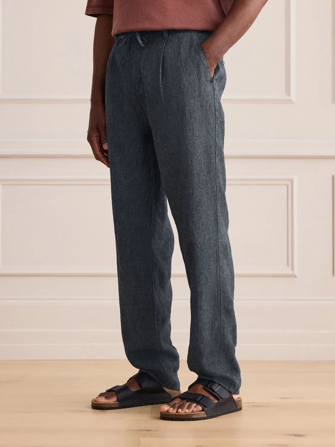 Брюки чинос из льна с защипами, Regular Tapered Fit, Signature Next, угольно-серый