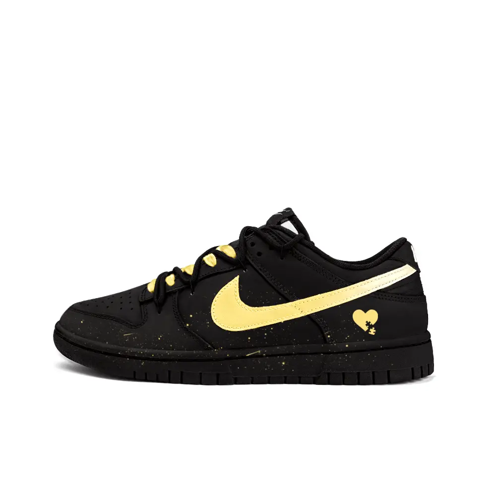 

Кроссовки Nike Dunk Kids' Skateboarding Shoes Grade School, черный