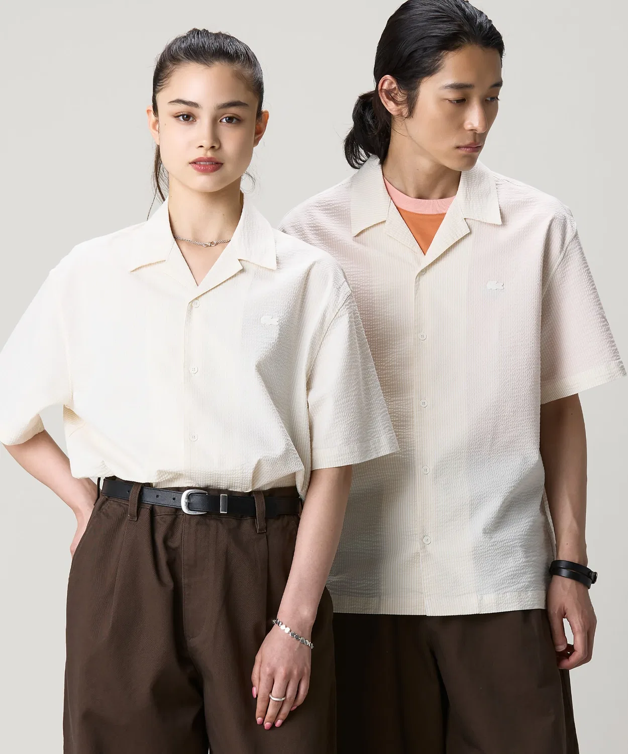 Мужская рубашка с коротким рукавом из сисакуера, свободный крой LACOSTE, Черный — фото 4