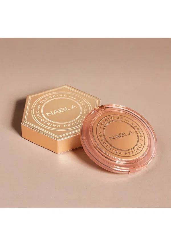 Компактная пудра матирующая Close-up smoothing pressed powder Nabla, 11.5 г — фото 2