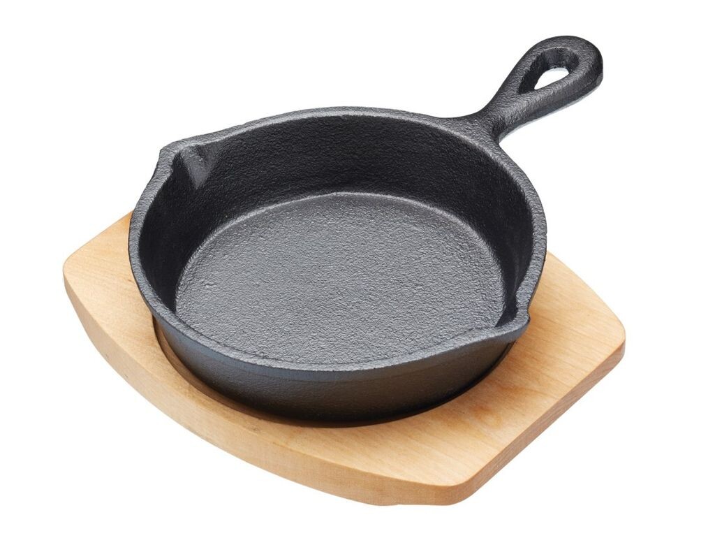 

Мини-сковорода KitchenCraft чугунная круглая 15 см с деревянной доской утюг Kitchen Craft
