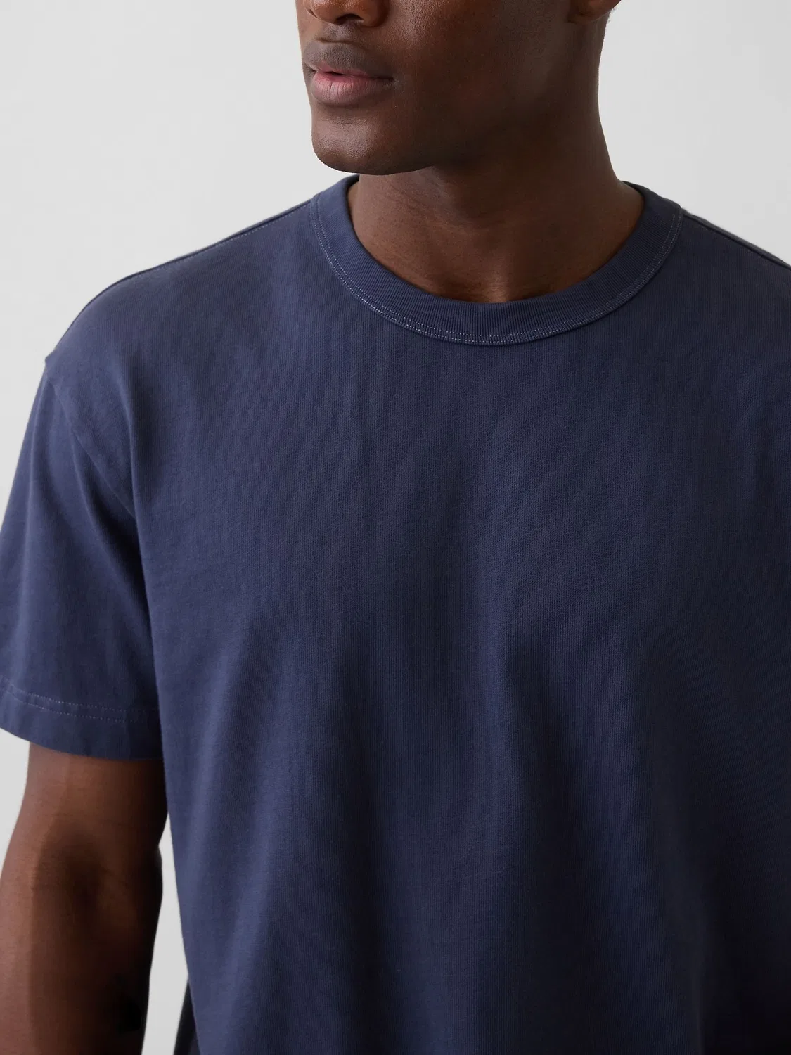 Футболка боксового кроя Gap Heavyweight Boxy, темно-синий — фото 4