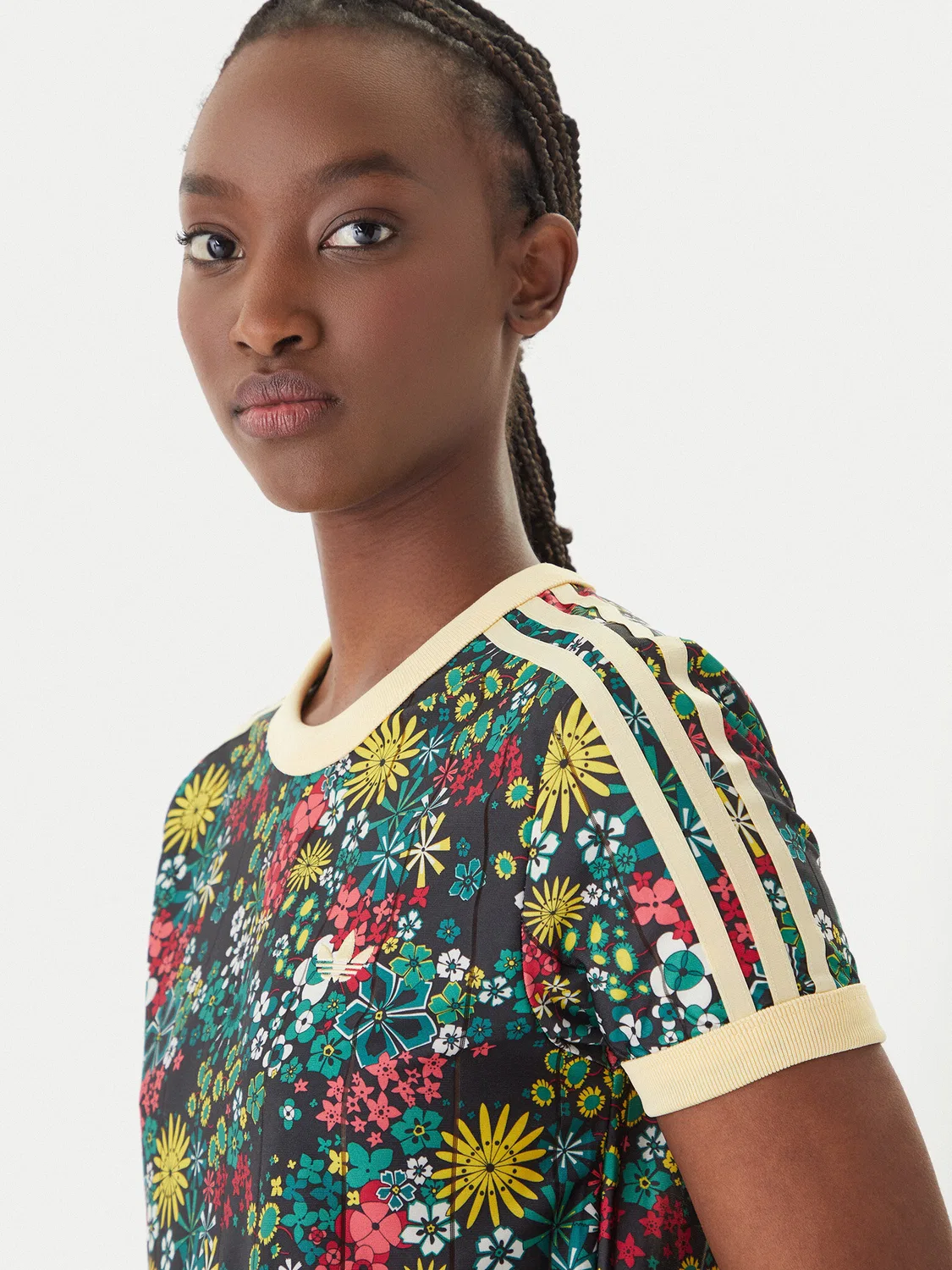 Женская футболка стандартного кроя Liberty London Adidas, разноцветный — фото 4