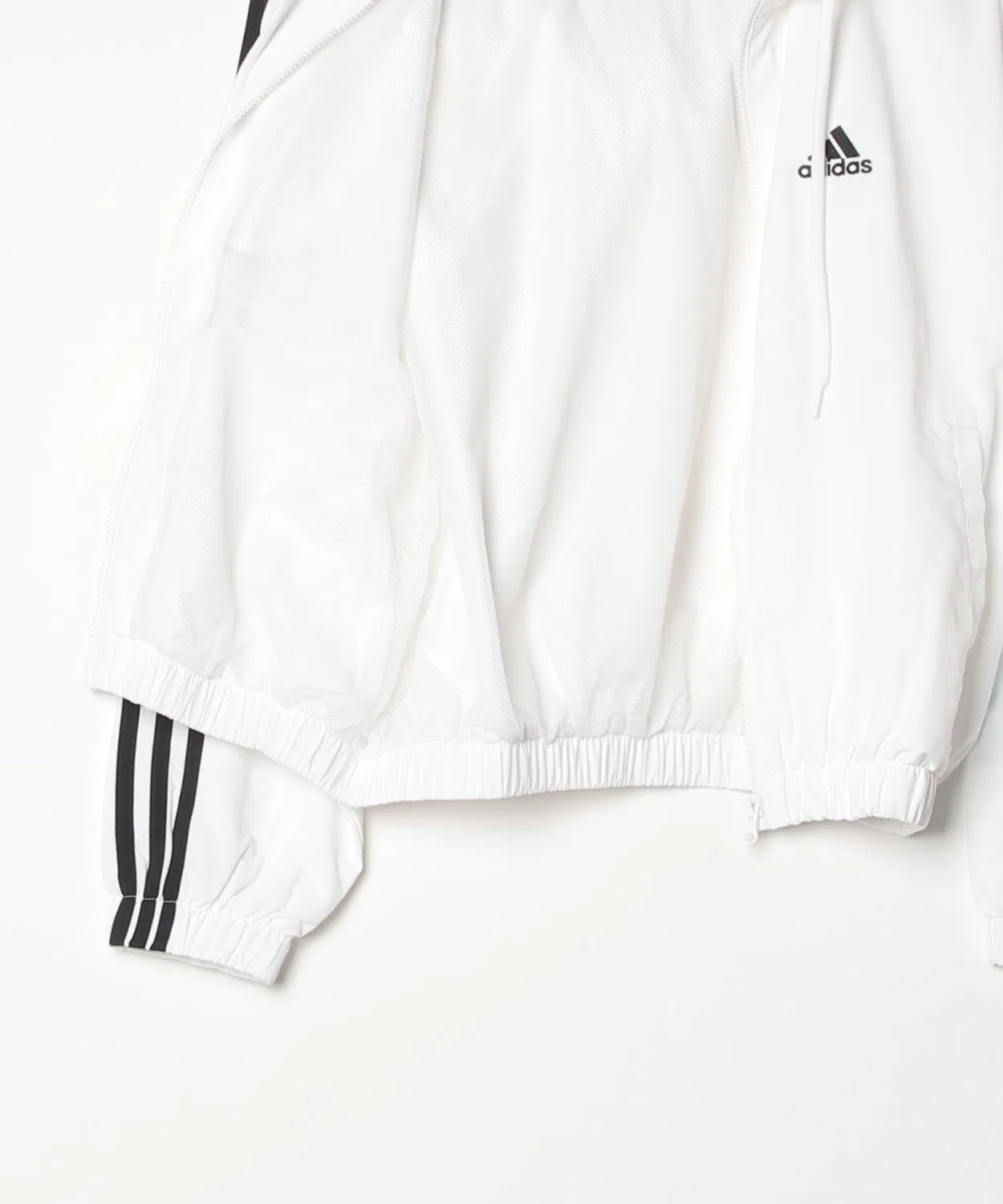 Женская ветровка с принтом три полосы Essentials Три Полосы Woven Windbreaker Adidas, White — фото 4